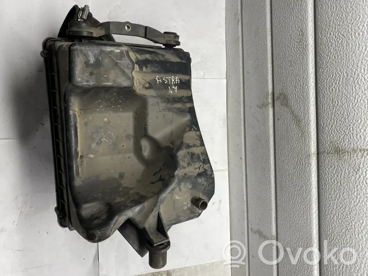 Opel Astra F Boîtier de filtre à air 55556464