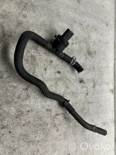 Volkswagen Touran I Fuel temperature sensor 038906081B