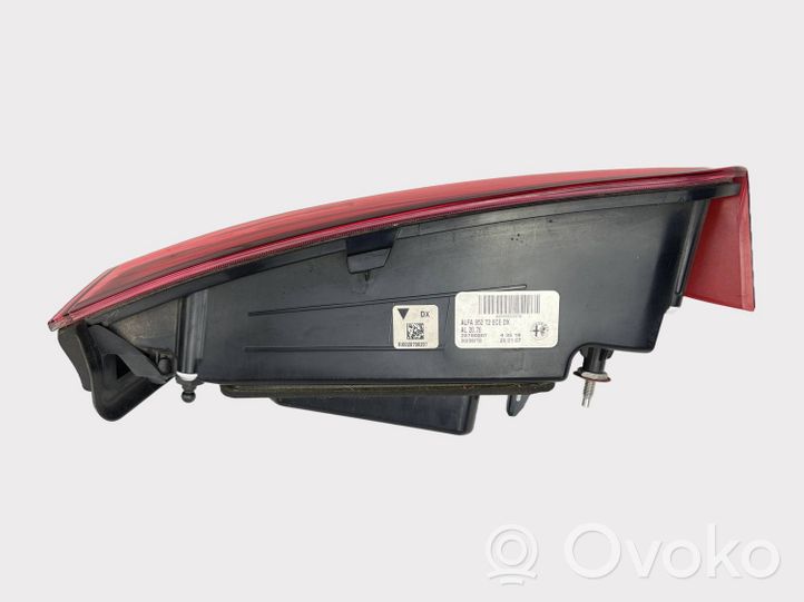 Alfa Romeo Giulia Tailgate rear/tail lights 50552387