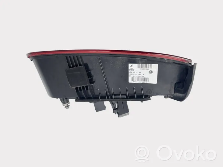 Alfa Romeo Stelvio Tailgate rear/tail lights 50553180