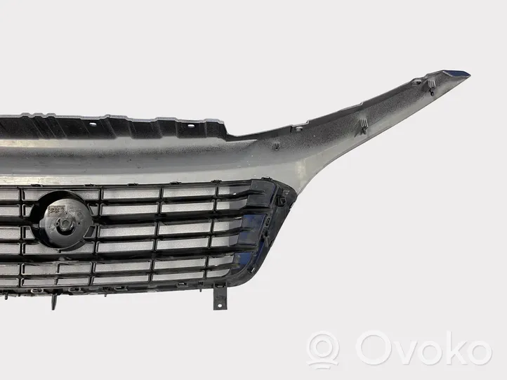 Fiat Ducato Front bumper upper radiator grill 735615924