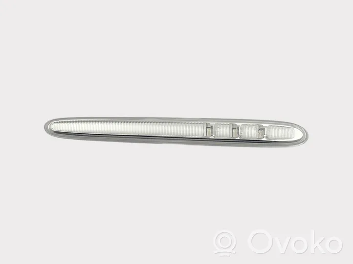 Alfa Romeo Giulietta Front fender indicator light 50522993