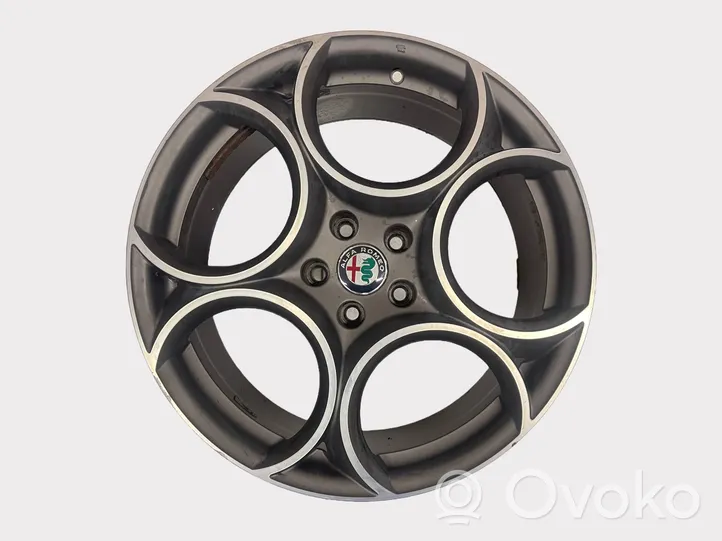 Alfa Romeo Stelvio R19 alloy rim 156121042