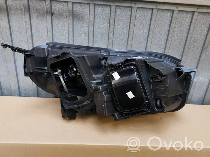 Opel Vivaro Headlight/headlamp 9832837680-00