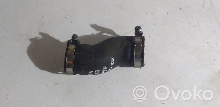 Audi A4 S4 B7 8E 8H Tube d'admission de tuyau de refroidisseur intermédiaire 8E0145708J