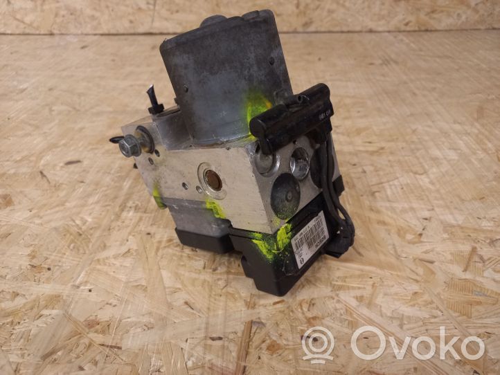 Volkswagen PASSAT B5 ABS Pump 8E0614111AH