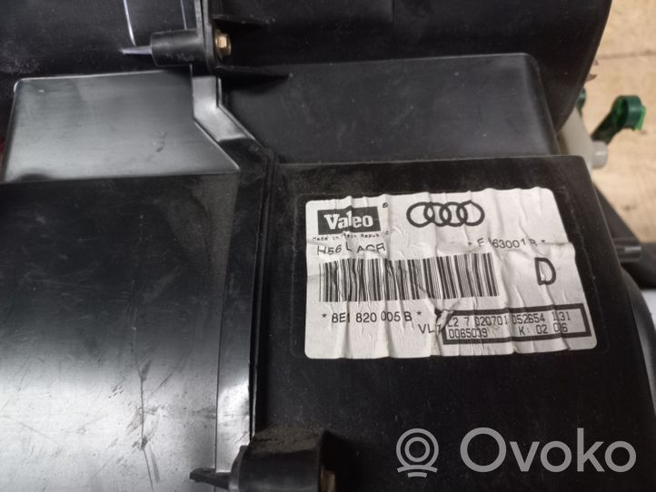 Audi A4 S4 B7 8E 8H Montaje de la caja de climatización interior 8E1820005B