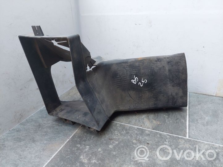 Volkswagen PASSAT B5 Canale guida dell’aria dell’intercooler 3B0121467B