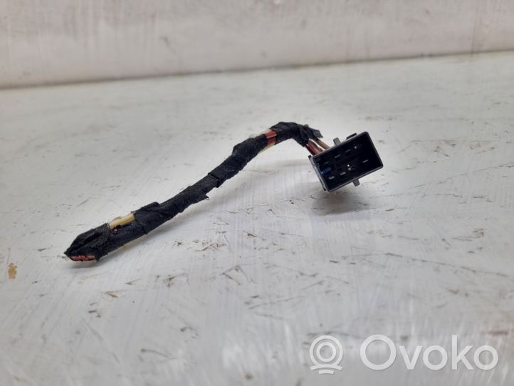 Volkswagen PASSAT B5.5 Cableado de puerta trasera 3B0937741