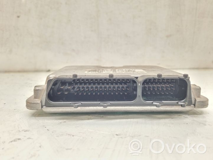 Audi A4 S4 B5 8D Sterownik / Moduł ECU 038906018FD