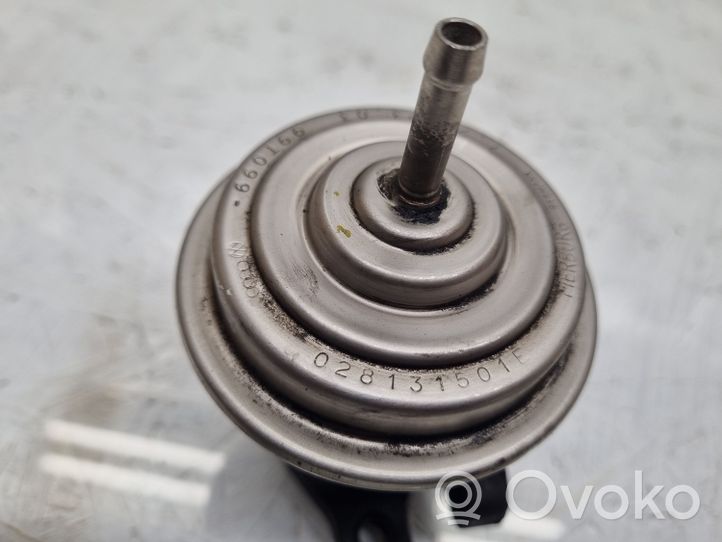 Audi A4 S4 B5 8D Valvola EGR 028131501E