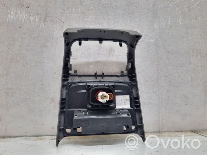 Audi A4 S4 B8 8K Garniture de cendrier arrière 8K0864376