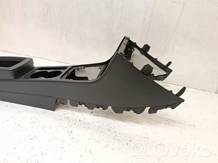 Volkswagen PASSAT B6 Center console 