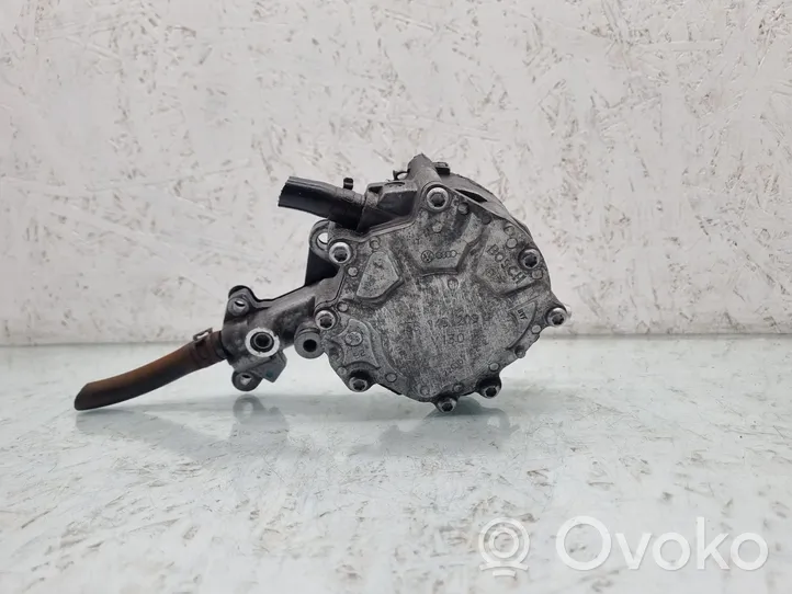 Audi A4 S4 B7 8E 8H Siurblys vakuumo 038145209M