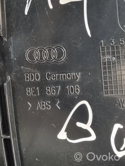 Audi A4 S4 B6 8E 8H Garniture de panneau carte de porte avant 8E1867106