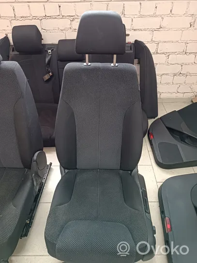 Volkswagen PASSAT B6 Set interni 