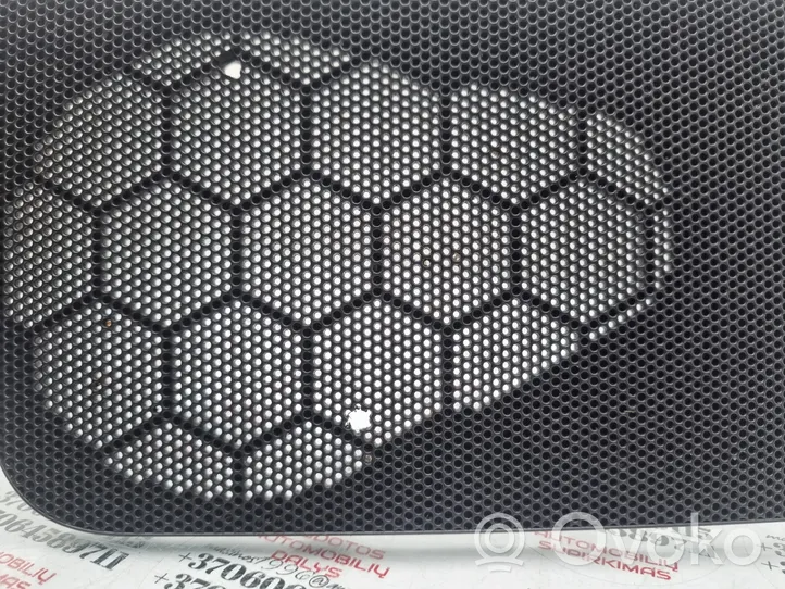 Volkswagen Touran II Grilles/couvercle de haut-parleur latéral 1T0857209