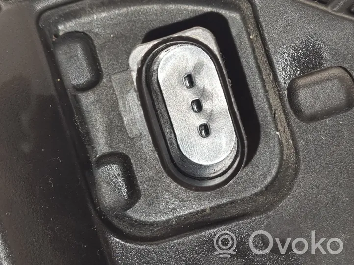 Volkswagen Touran II Porte ampoule de feu arrière 176406