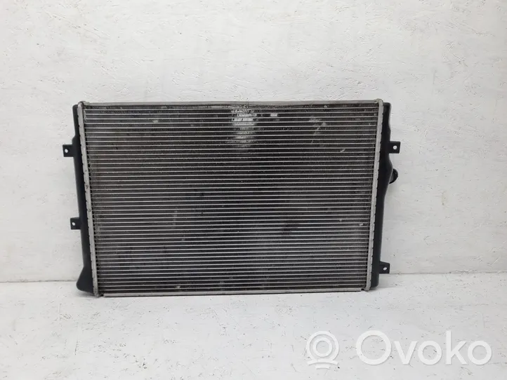 Volkswagen Touran II Coolant radiator 