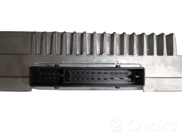 Audi A5 8T 8F Amplificateur de son 8R0035223F