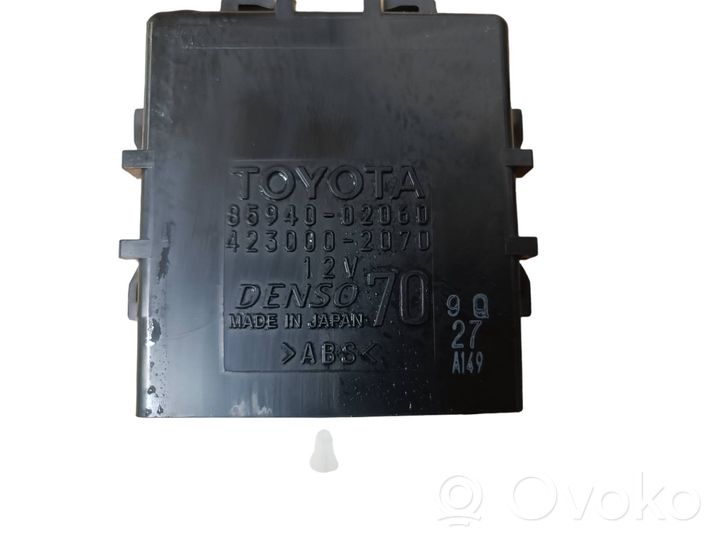 Toyota Auris E180 Moduł / Przekaźnik wycieraczek 8594002060