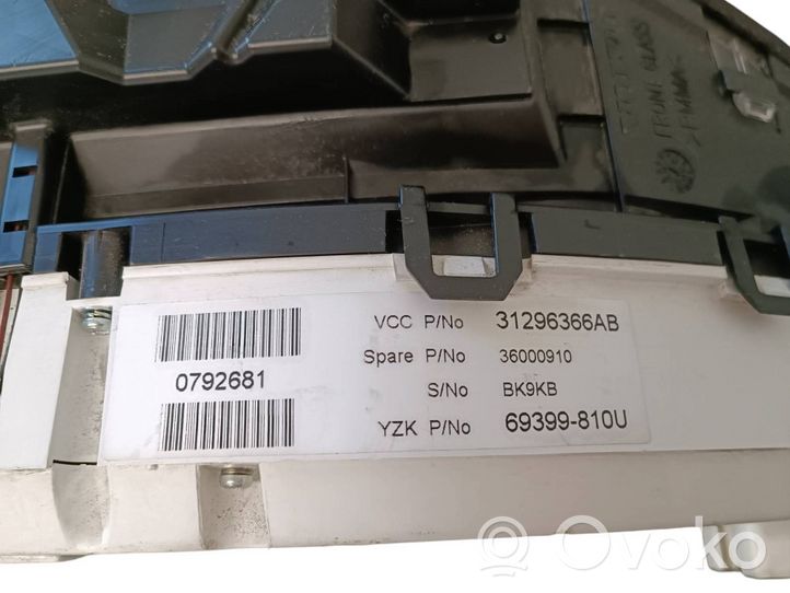 Volvo XC60 Spidometras (prietaisų skydelis) 31296366AB