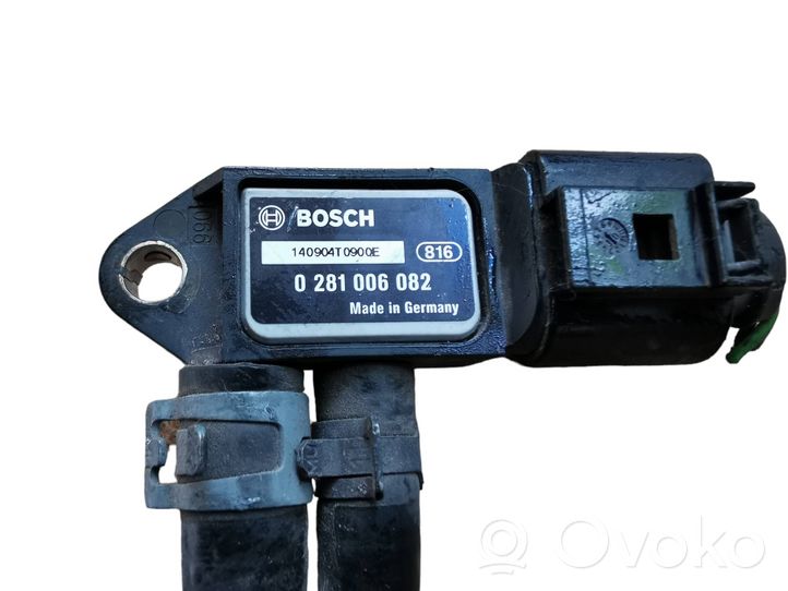 Volkswagen PASSAT B6 Capteur de pression des gaz d'échappement 0281006082