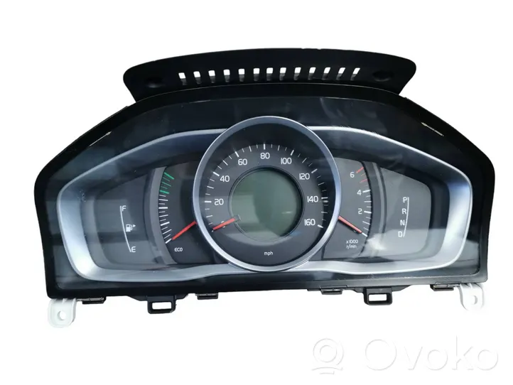 Volvo V60 Spidometras (prietaisų skydelis) 31327750