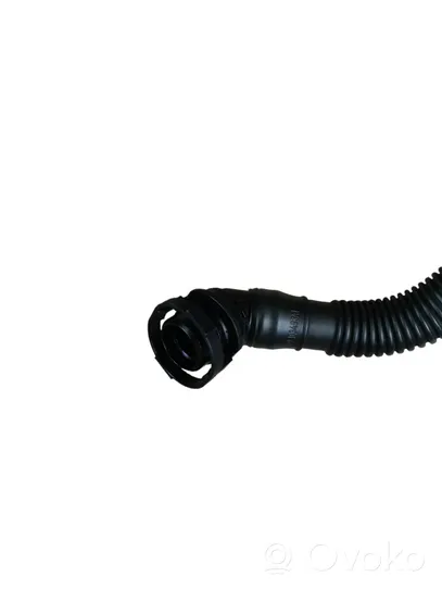 Volkswagen PASSAT B7 Breather hose/pipe 03L103493AE