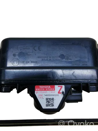 Toyota RAV 4 (XA40) Sensore radar Distronic 8821047090