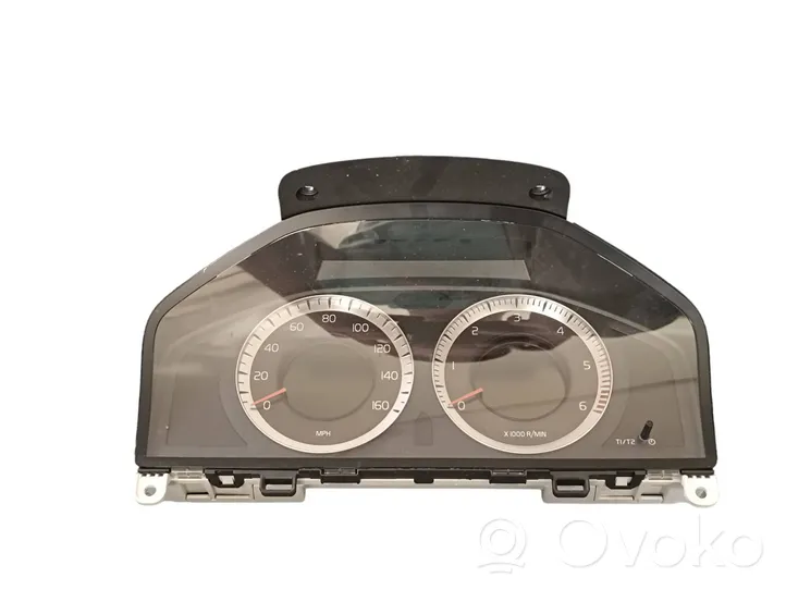 Volvo V70 Speedometer (instrument cluster) 31270907AA