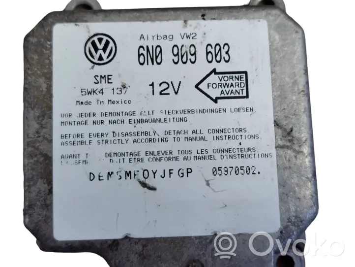 Volkswagen Golf III Module de contrôle airbag 6N0909603