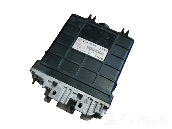 Audi 80 90 S2 B4 Variklio valdymo blokas 028906021D