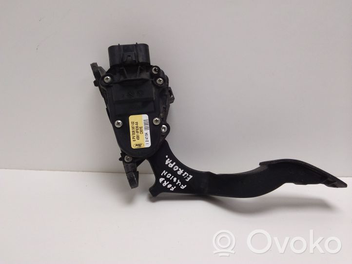 Ford Fusion Accelerator throttle pedal 6PV00856702