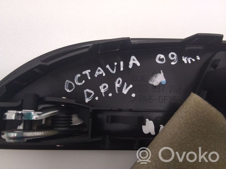 Skoda Octavia Mk1 (1U) Maniglia interna per portiera anteriore 1Z0837248