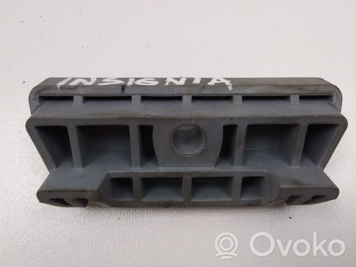 Opel Insignia A Battery bracket 09115187