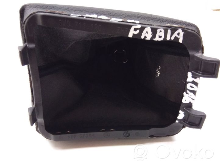 Skoda Fabia Mk3 (NJ) Revêtement pommeau de levier de vitesses cuir 6V0711120