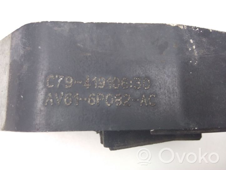 Volvo V40 Supporto della scatola del cambio AV616P082AC