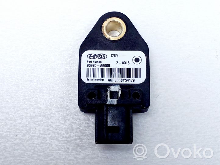 KIA Ceed Sensore d’urto/d'impatto apertura airbag 95920A6000