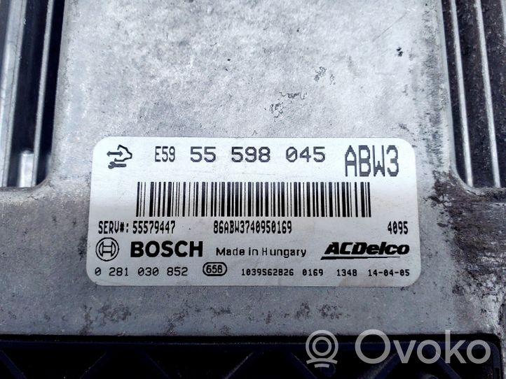 Opel Zafira C Engine control unit/module 55598045