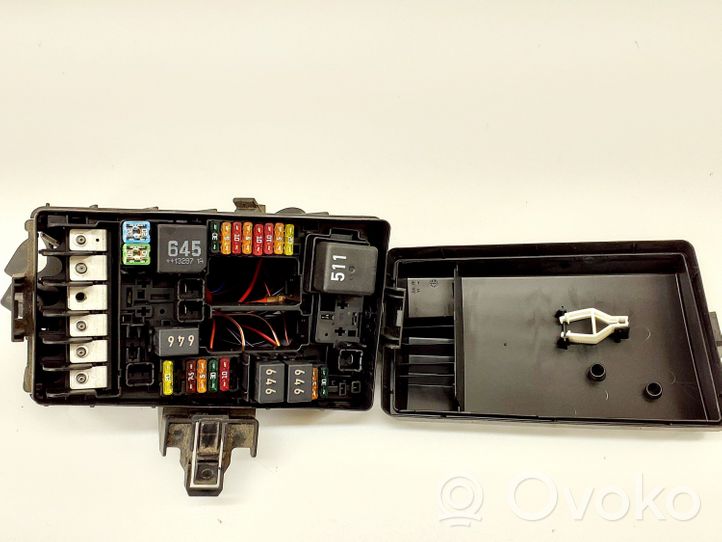 Skoda Octavia Mk3 (5E) Skrzynka bezpieczników / Komplet 5Q0937132B