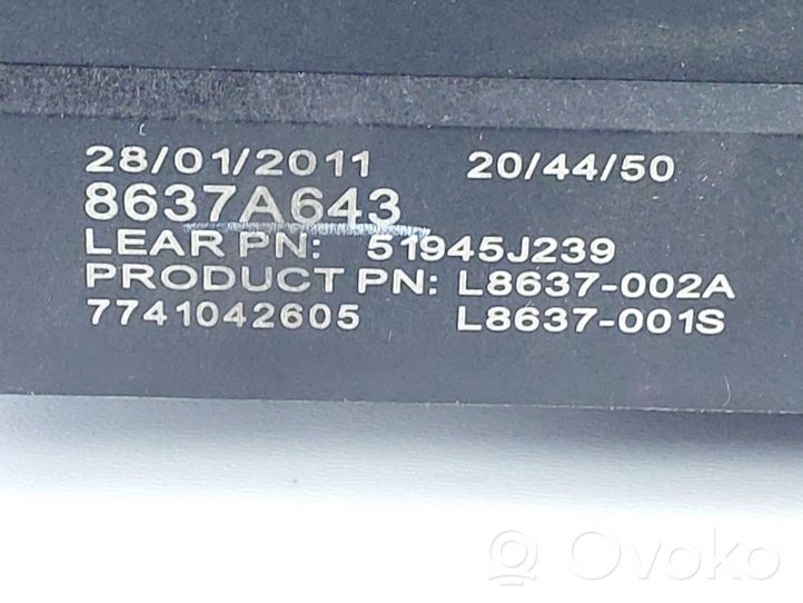 Mitsubishi ASX Rėlių montavimo blokas L8637001S