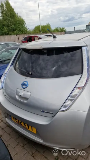 Nissan Leaf I (ZE0) Couvercle de coffre 