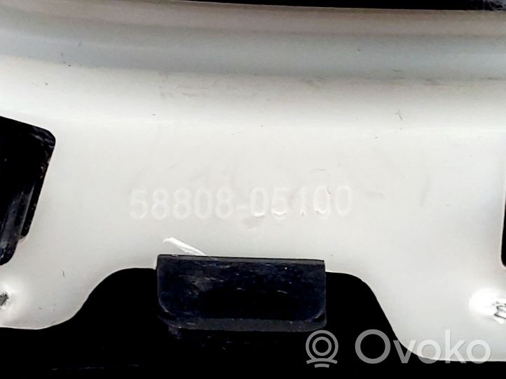 Toyota Avensis T270 Vaihdevivun/vaihtajan verhoilu nahka/nuppi 5880805100
