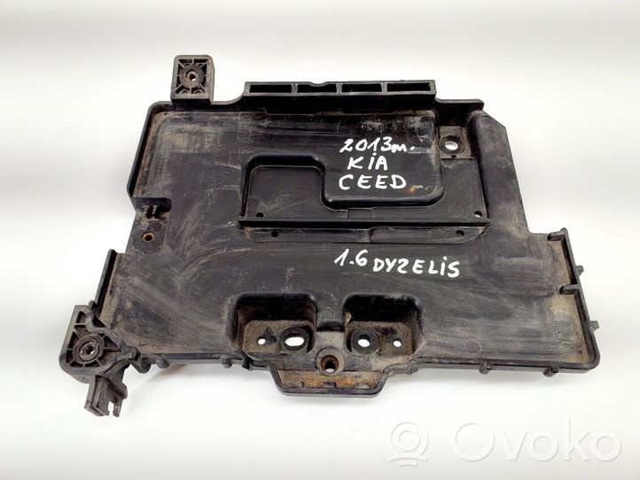 KIA Ceed Vassoio scatola della batteria 37150A5000