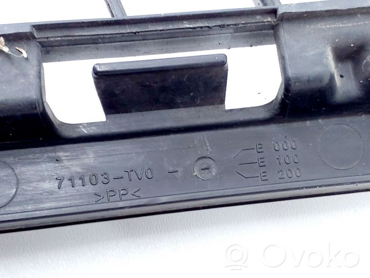 Honda Civic IX Rejilla inferior del parachoques delantero 71103TV0E000