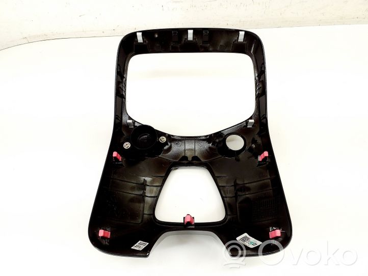 Toyota Aygo AB40 Verkleidung Radio / Navigation 554050H050