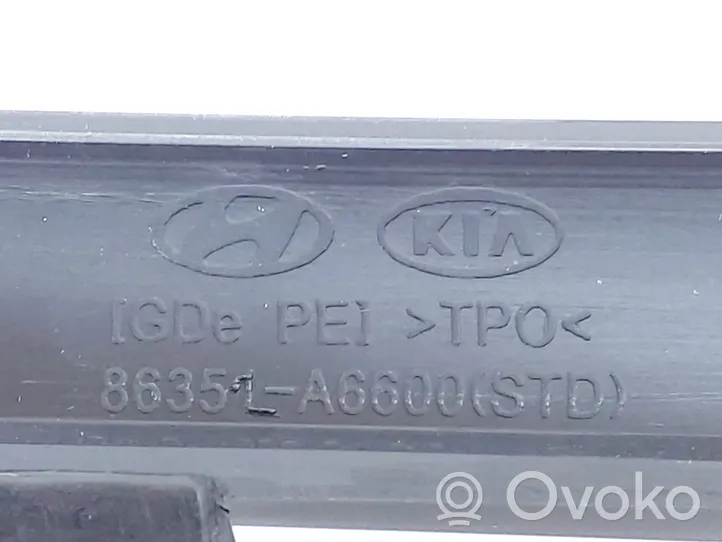 Hyundai i30 Grotelės viršutinės 86352A6600