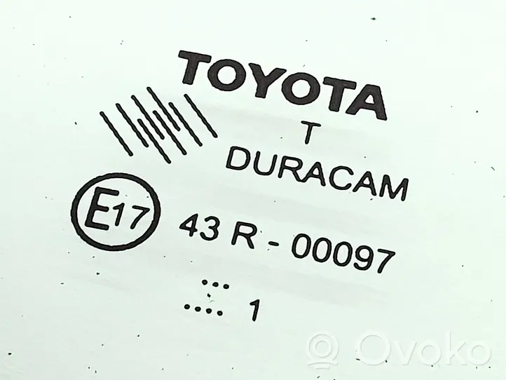 Toyota Verso Etuoven kulmalasi, neliovinen malli 