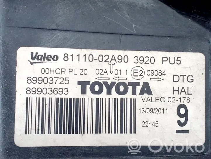 Toyota Auris 150 Faro/fanale 8111002A90